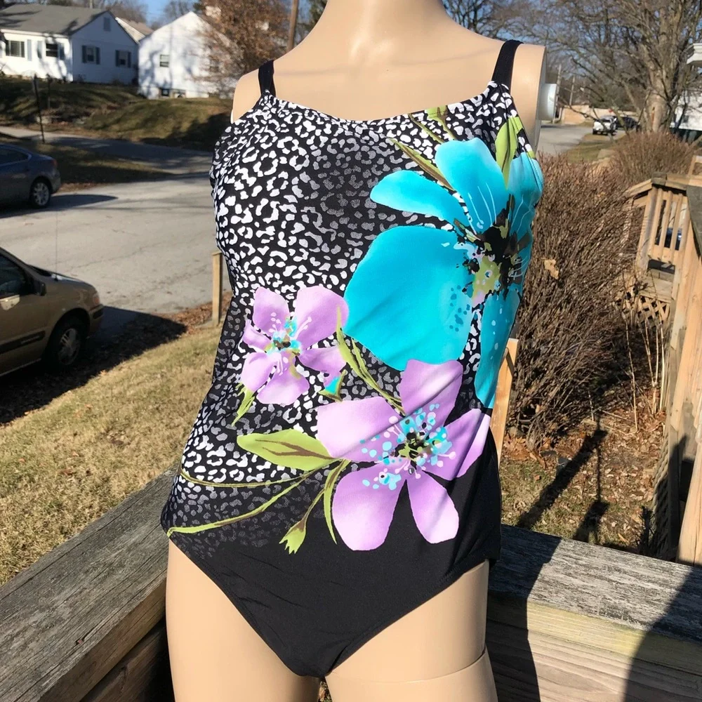 - Dana Buchman Sz 14 Leopard/Floral Print Maillot! LIKE NEW!